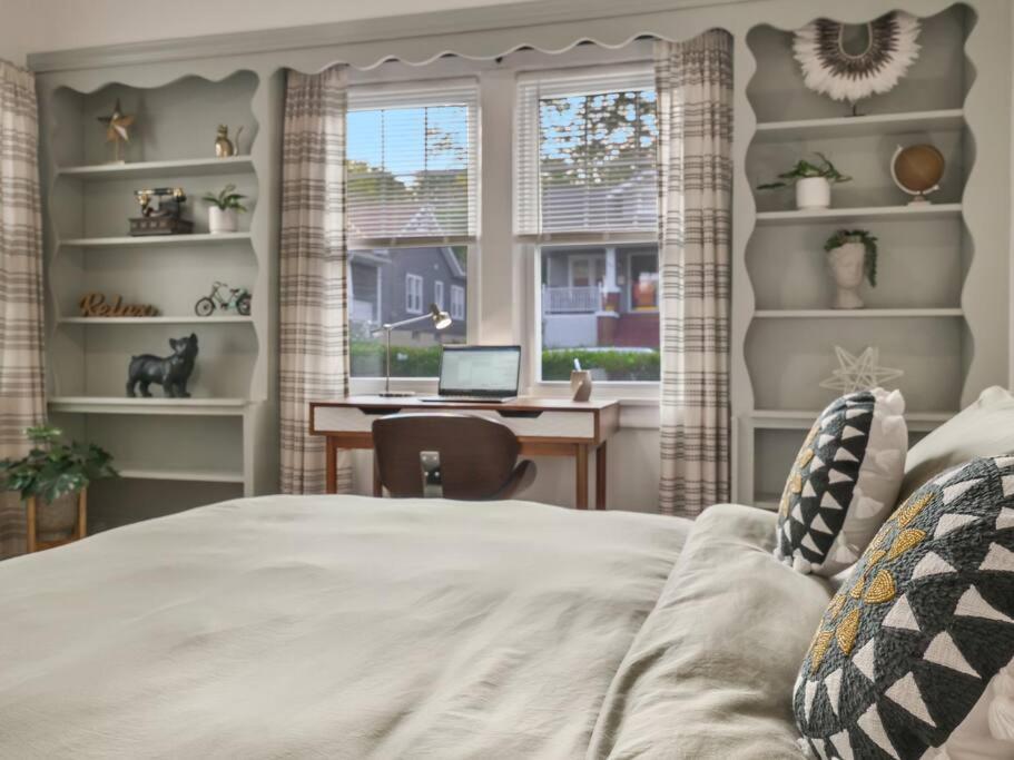 Midcentury Mod Suite, Hudson River/Mt Beacon Views Newburgh Bagian luar foto